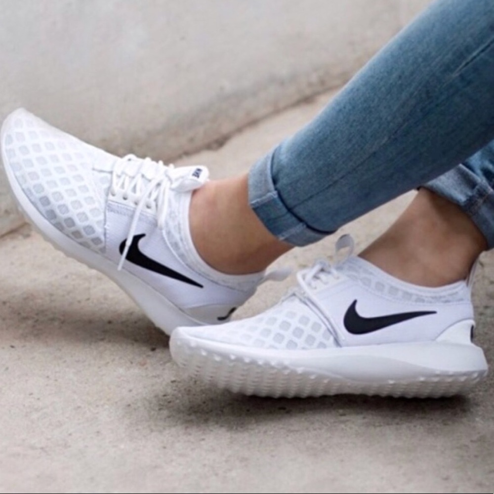 NWT Nike juvenate white - Picture 4 of 7